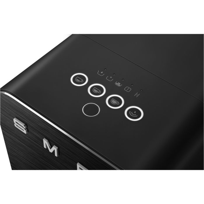 SMEG Kaffeevollautomat BCC02FBMEU