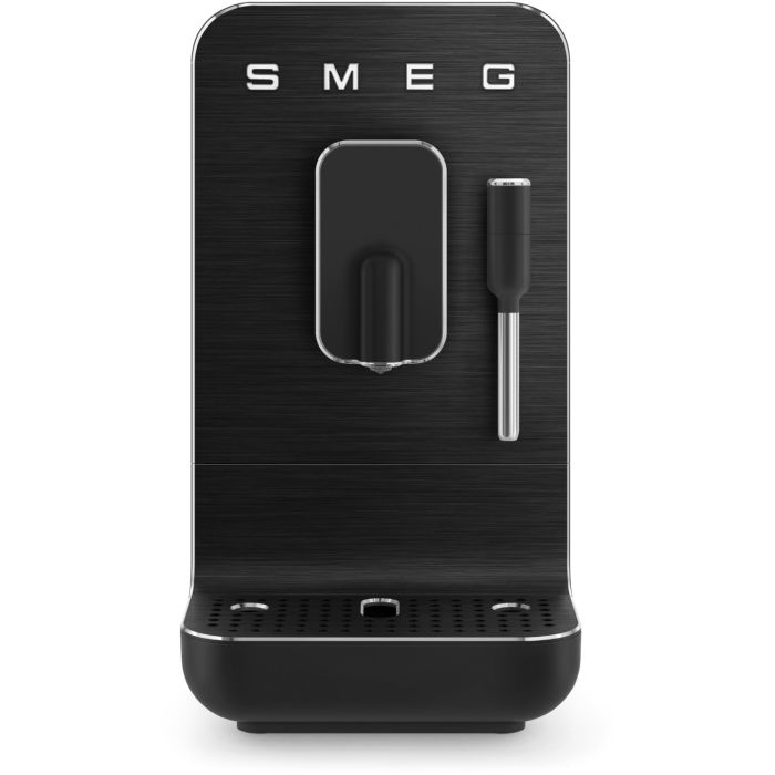SMEG Kaffeevollautomat BCC02FBMEU