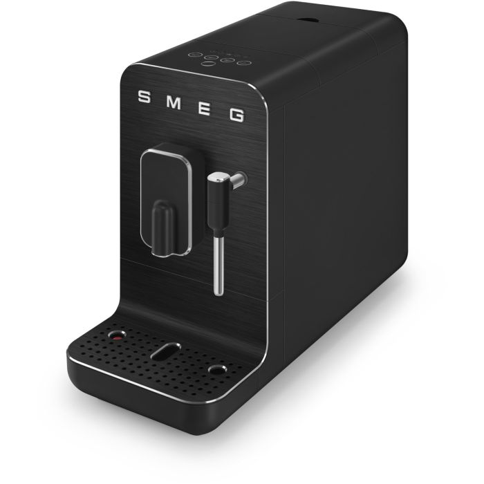SMEG Kaffeevollautomat BCC02FBMEU